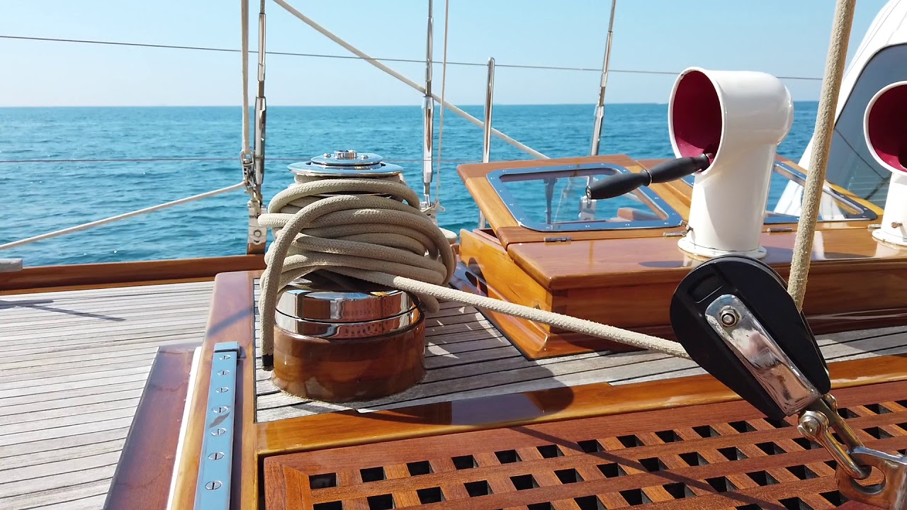 STAR SAPPHIRE shining on a Mediterranean day sail