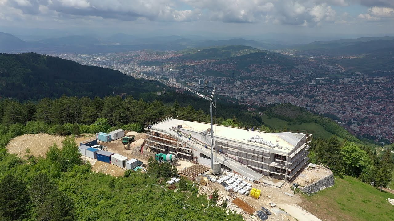 Vlasti zažmirile na nelegalni vidikovac