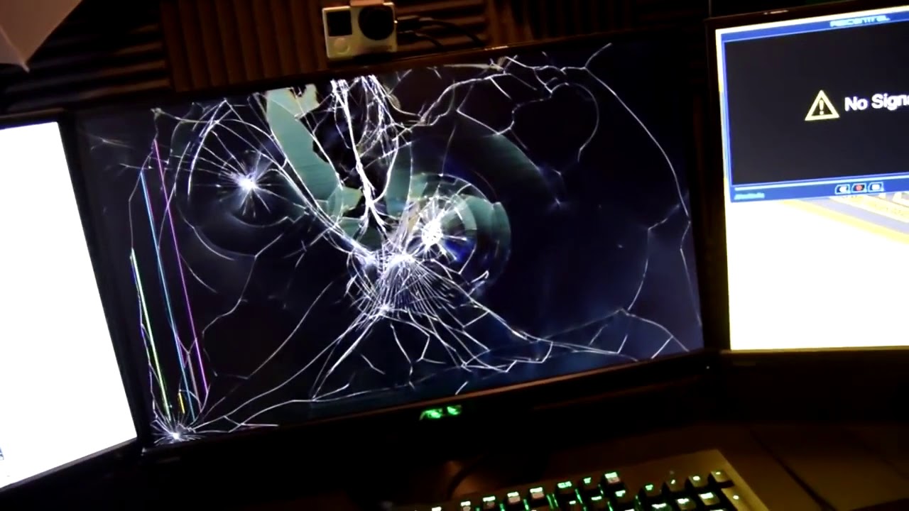 TheLazyPeon destroys his monitor
