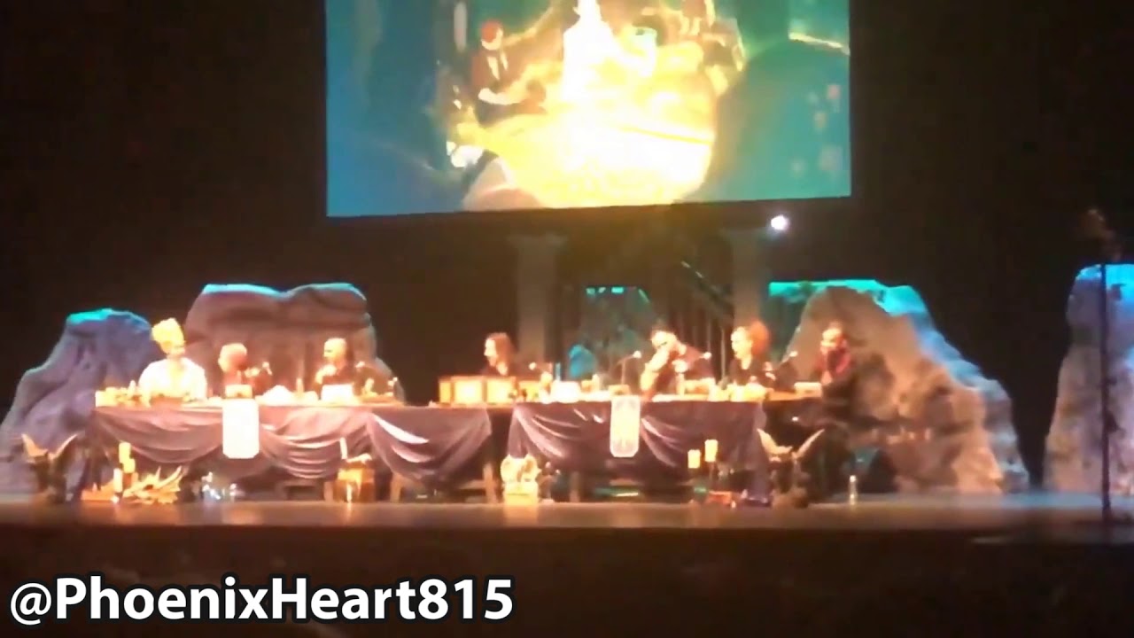 Crowd Sings Critical Role Theme Song | Critical Role Live @ GenCon 2019