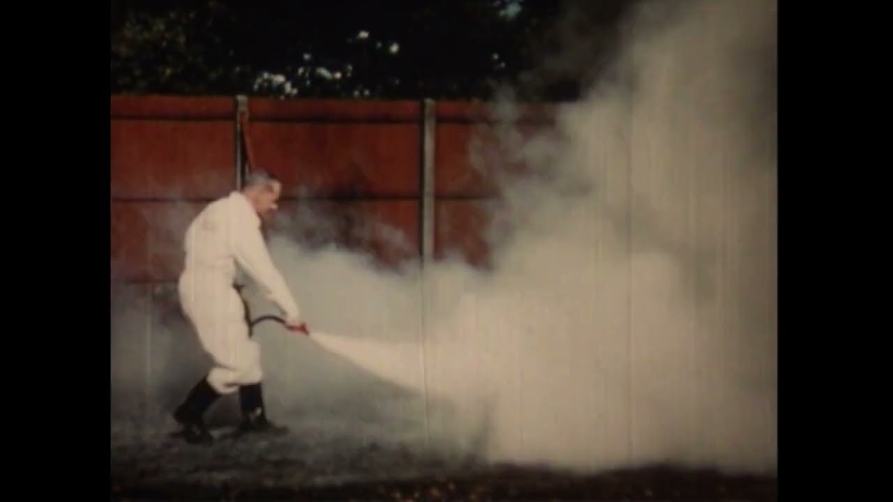 Pyrene (UK) 1957 THE FIRST FEW SECONDS Extinguisher Training Film
