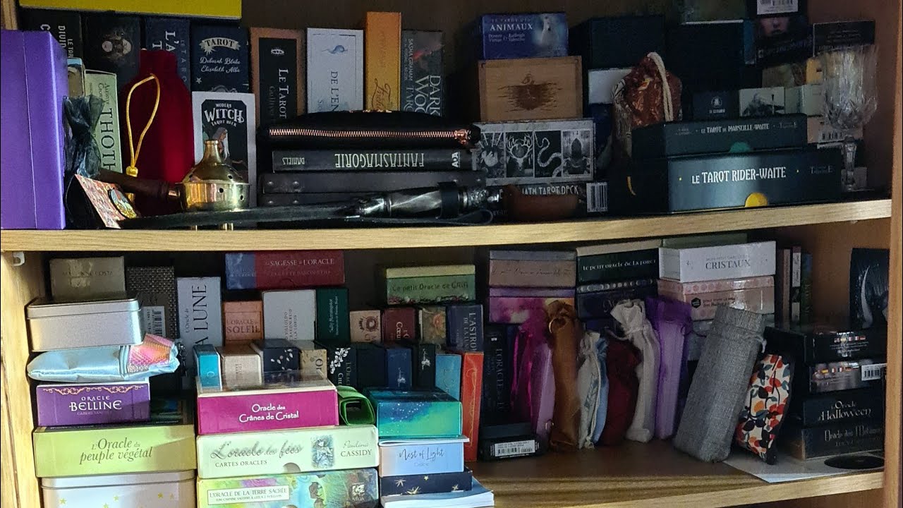 Toute ma collection en 20 ans de Tarots, oracles, livres 📚  partie 1