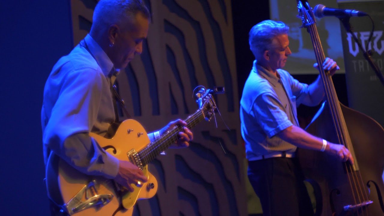 The Swindlers feat tattooed man Pascal Tourain - Cezanne Tattoo convention