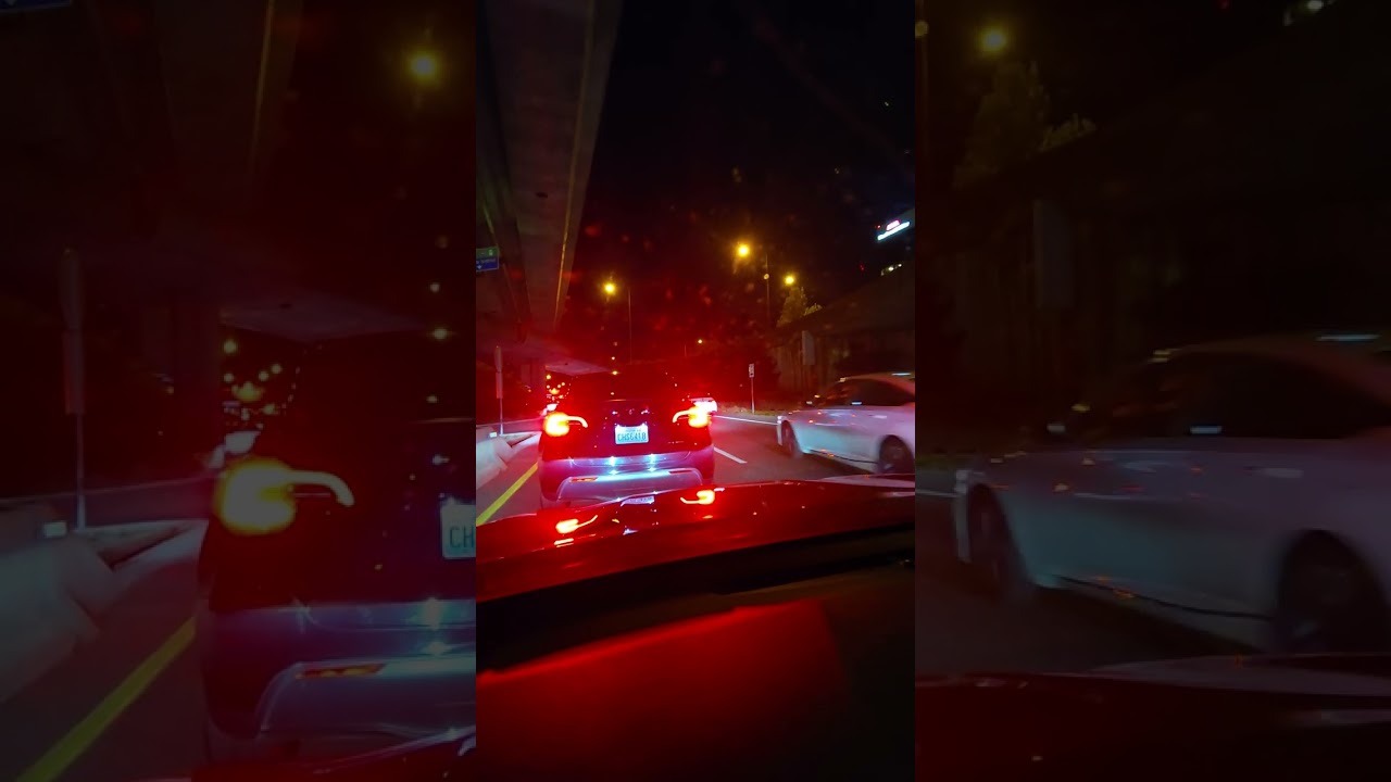 Traffic on Sundays at the Seatac airport is insane!