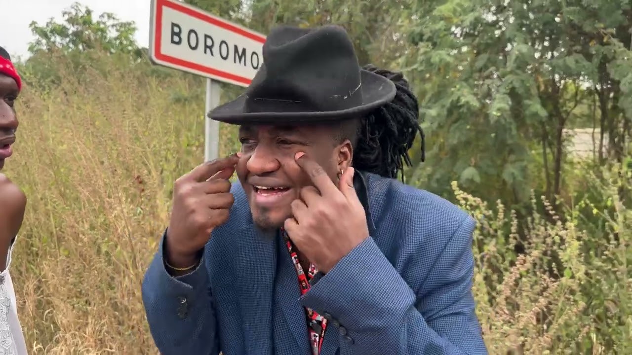 Bobo-Ouaga à pieds😂😳