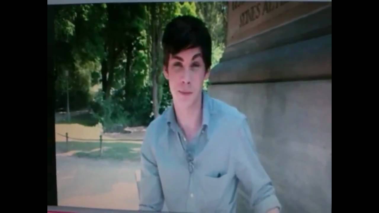 Logan Lerman - German Interview