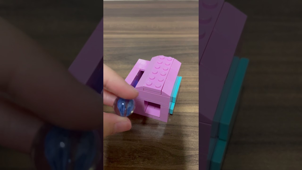 Working Mini Lego Candy Machine