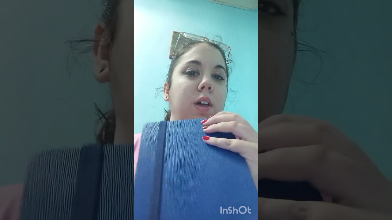 Que hay en mi bolso de trabajo ? 🤔..te sorprenderas /Imitando a la revista Vogue