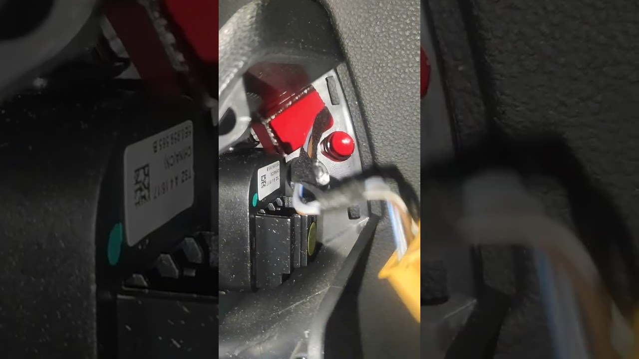 ترمیم کردن آینه برقی برند فولکس#automobile #mechanic #mechaniclife #vw #service #europe #diy 