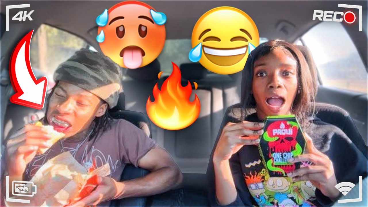 PUTTING THE WORLD’S HOTTEST CHIP IN MY BOYFRIEND’S FOOD!😨