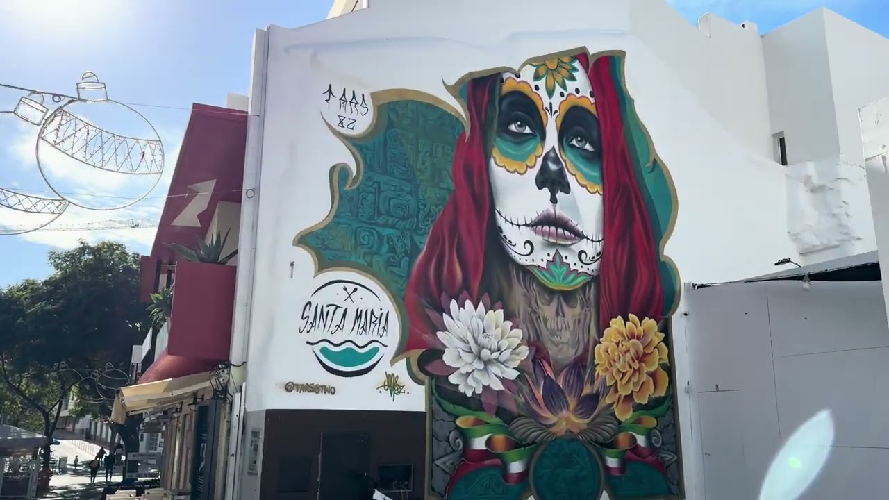 Lagos, Portugal at Christmas time. 4K walking tour.