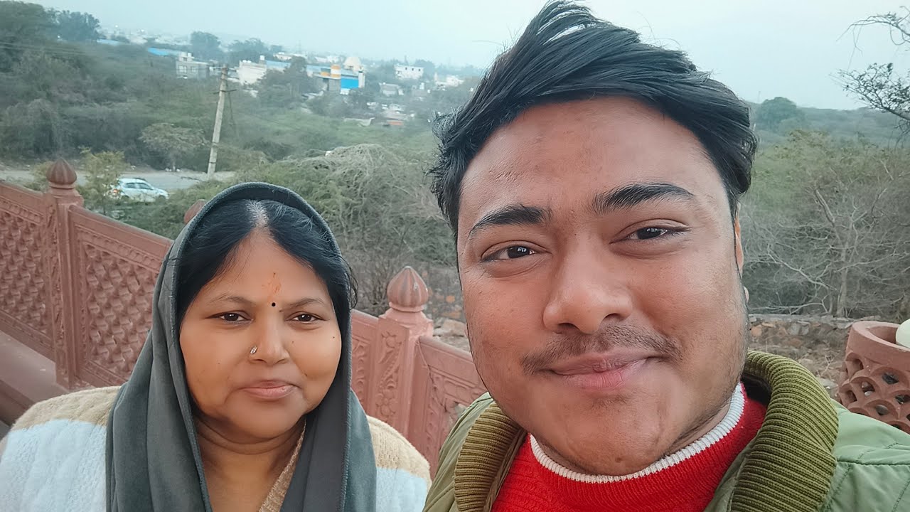 || दिल्ली से आते समय हनुमान जी के दर्शन किया || जय श्री राम 🚩🙏🏻||