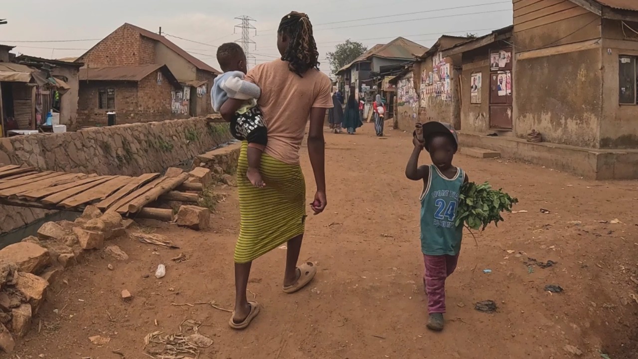 Real Life KYENBANDO TO KALERWE Africa🌍UGANDA🇺🇬 WALK