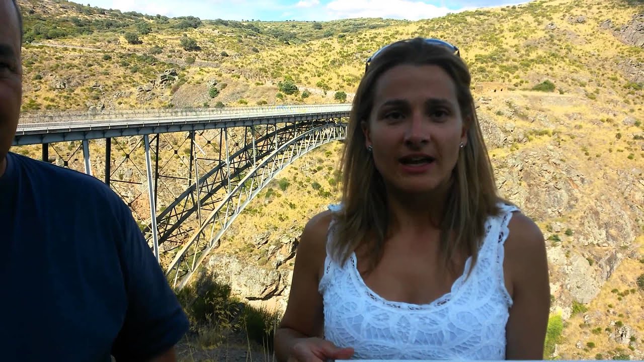 Gema Armada y Álvaro San León hablan del Puente de Requejo