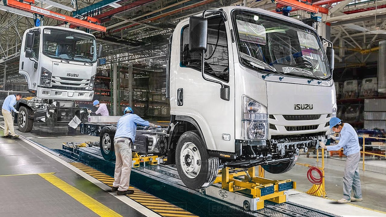 How Japan Builds Extremely Robust Truck Inside Massive Factory - Production Line