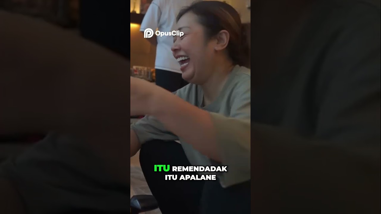Abang L & Hotpot_ Ngakak! Motor Mainan vs Alemong! 