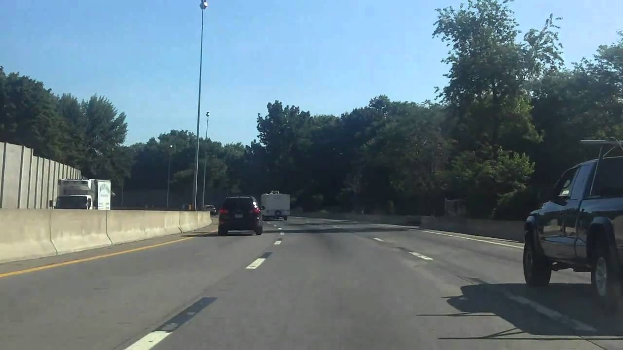 New England Thruway (Interstate 95 Exits 15 to 21) northbound