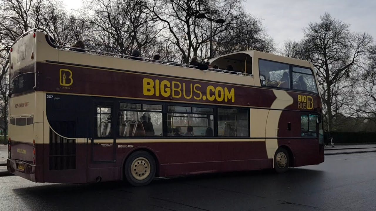 Bus Spotting at Marble Arch Big Bus London Optare Visionaire B9TL DA207 (PF08 URX) Red Tour