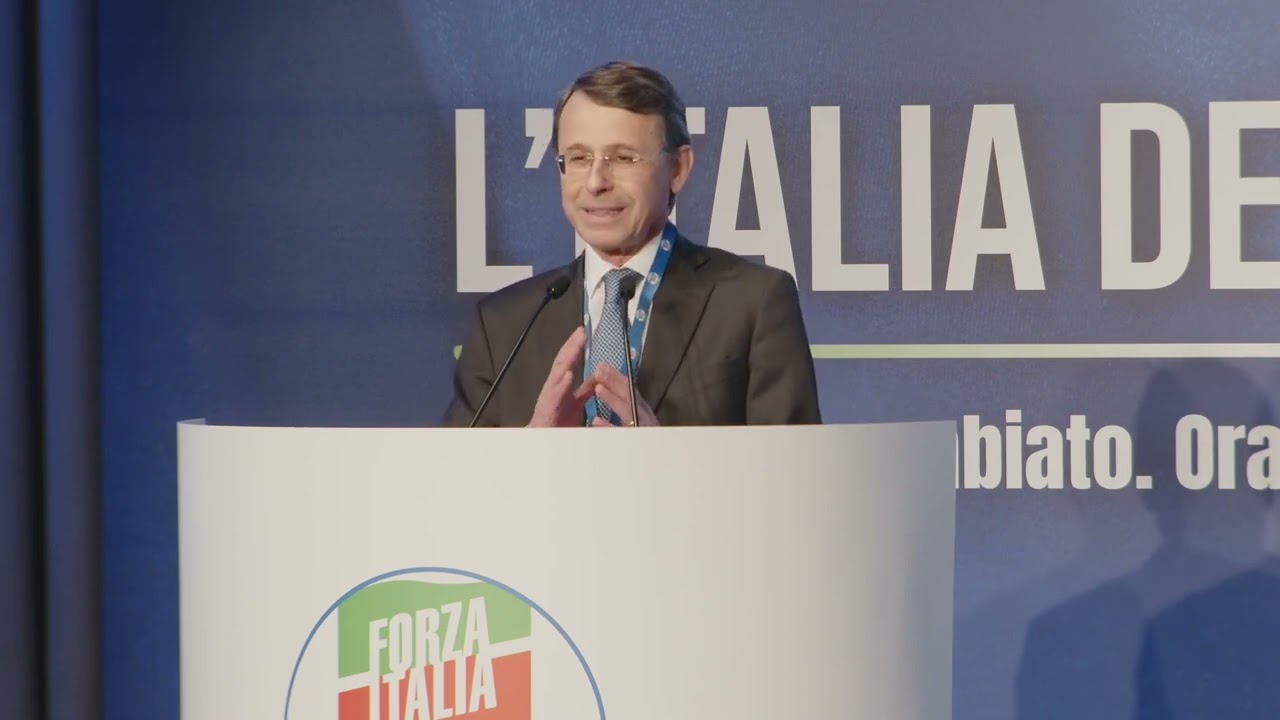 Il Vicepresidente della Camera Andrea Mandelli alla Convention di Forza Italia #ItaliaDelFuturo