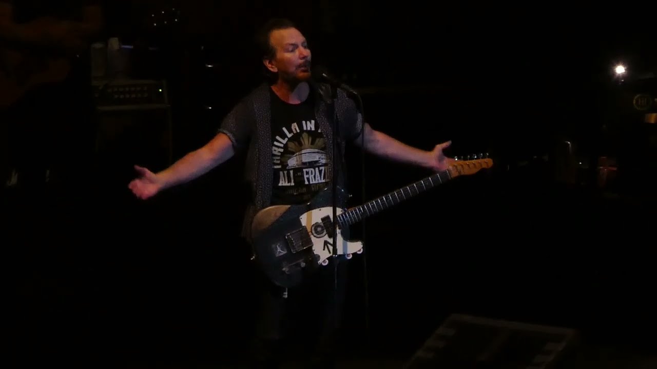 PEARL JAM :  