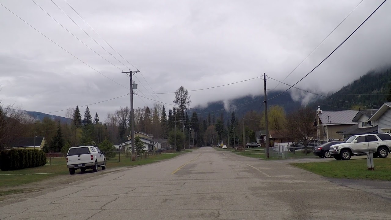 Salmo BC (British Columbia) Canada - Driving in Small Rural Village / Town - Leisurely Tour