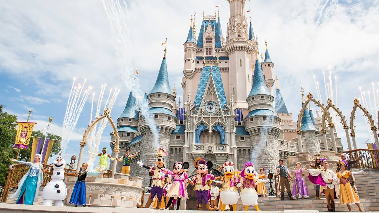 [4K] 2019 Mickey's Royal Friendship Faire | Magic Kingdom