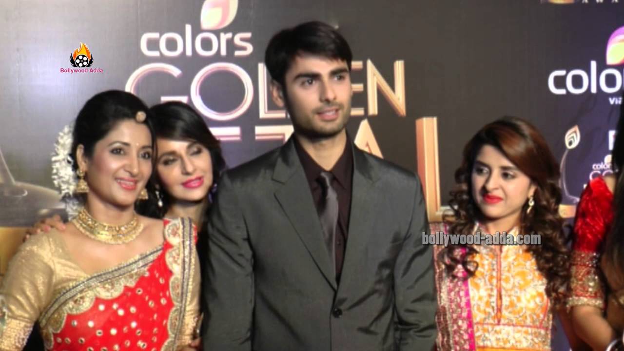 RED CARPET EVENT: Swaragini TOP Serial - Colors Golden Petal Awards 2016 Swara-Sanskaar  HELLY-VARUN