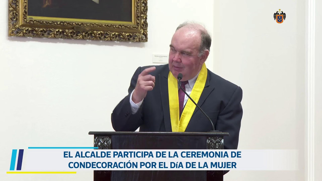 Condecoración por el Día Internacional de la Mujer. 8 de marzo.