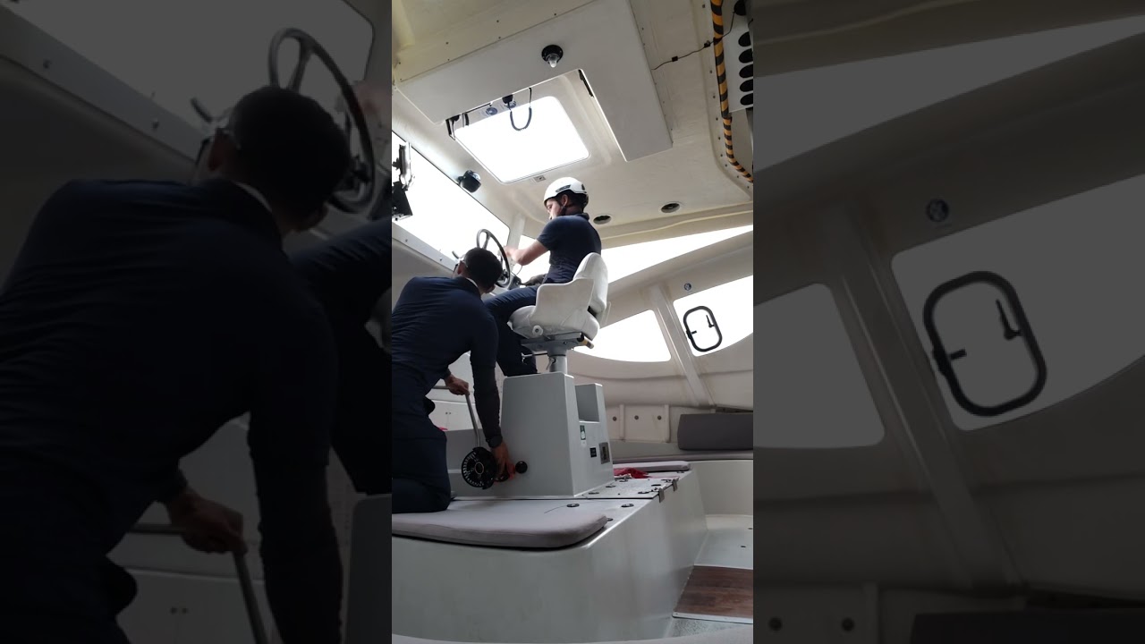 Lowering tender boat in Cruise ship/Yacht 