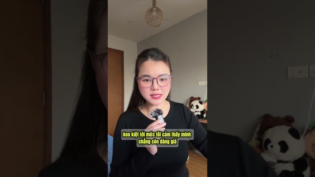 TRÊN ĐƯỜNG VỀ QUÊ BẠN TRAI TÔI TẤP XE VÀO LỀ ĐƯỜNG ĐỂ CHUẨN BỊ QUÀ RA MẮT. TÔI SỐC KHI HIỂU RA…