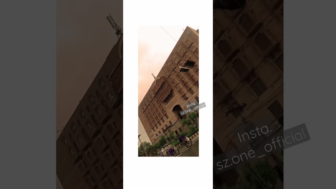 #Pakistan #lahore #malloflahore #short #vidow #shortvidow