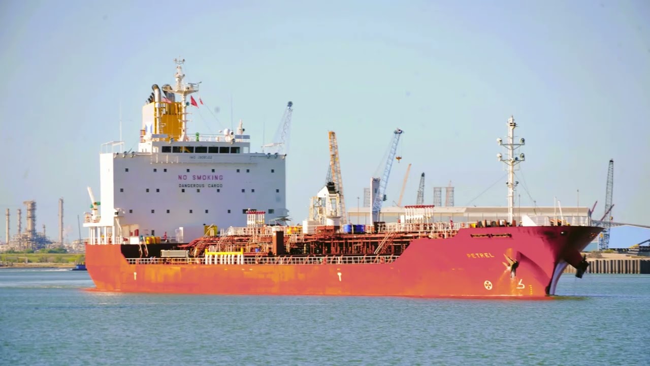 19,992 DWT Panamanian flagged Chemical Products Tanker PETREL
