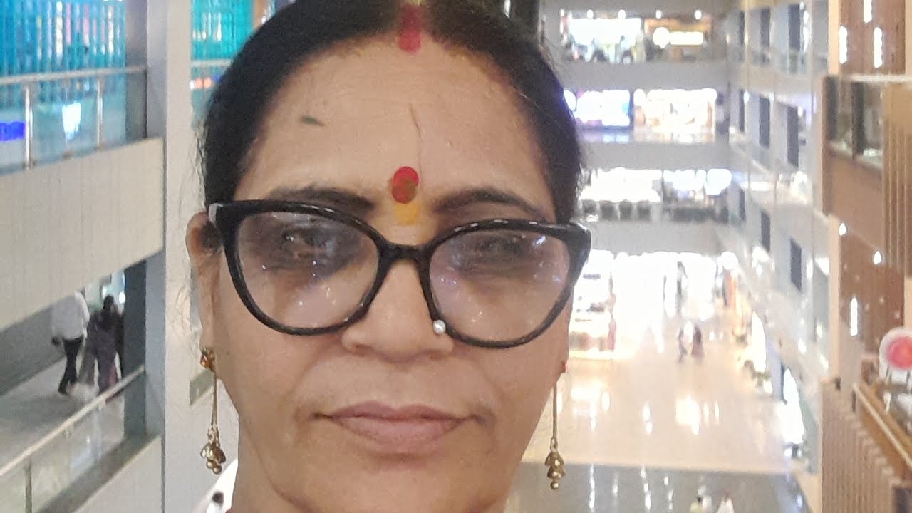 होली जला के वातावरण शुद्ध करते ही ग्रहण आ गया फिर से वातावरण दूषित करने सावधान