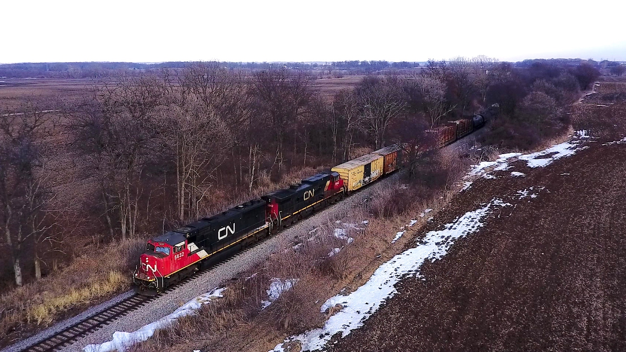 CN 5632 West - an SD75I - with Mavic Drone Views on 1-15-2017