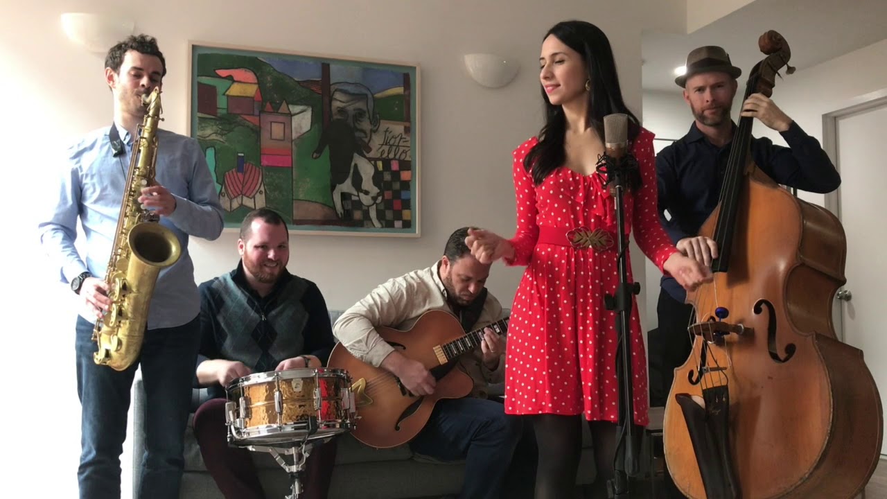 Peter & the Master Keys featuring Vanessa Perea- Let it Snow