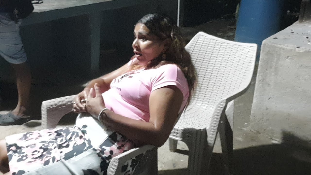 El Toro Esta Furioso COn Nohemi porque ella quiere que la saqu a pasear todos los dias