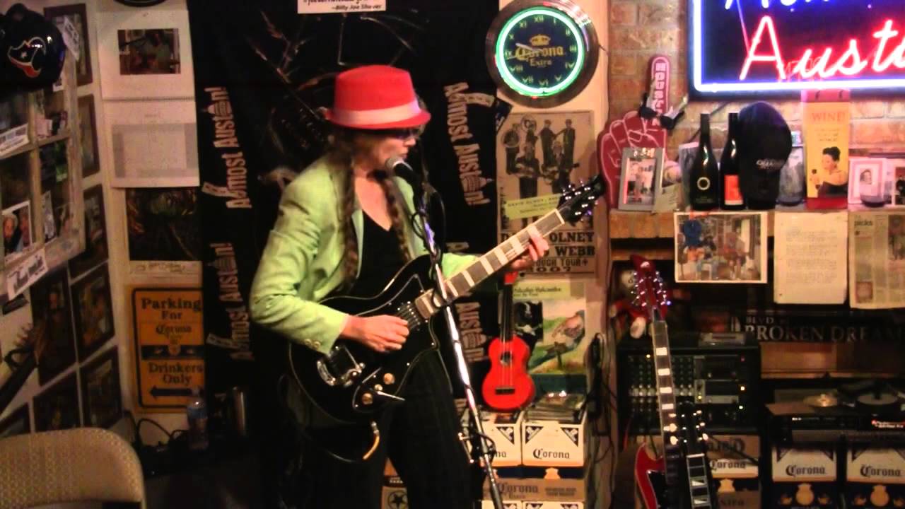 Anne McCue - "Ballad Of An Outlaw Woman"