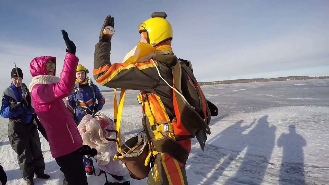 Tampereen Laskuvarjokerhon 2017 hyppykauden avaus