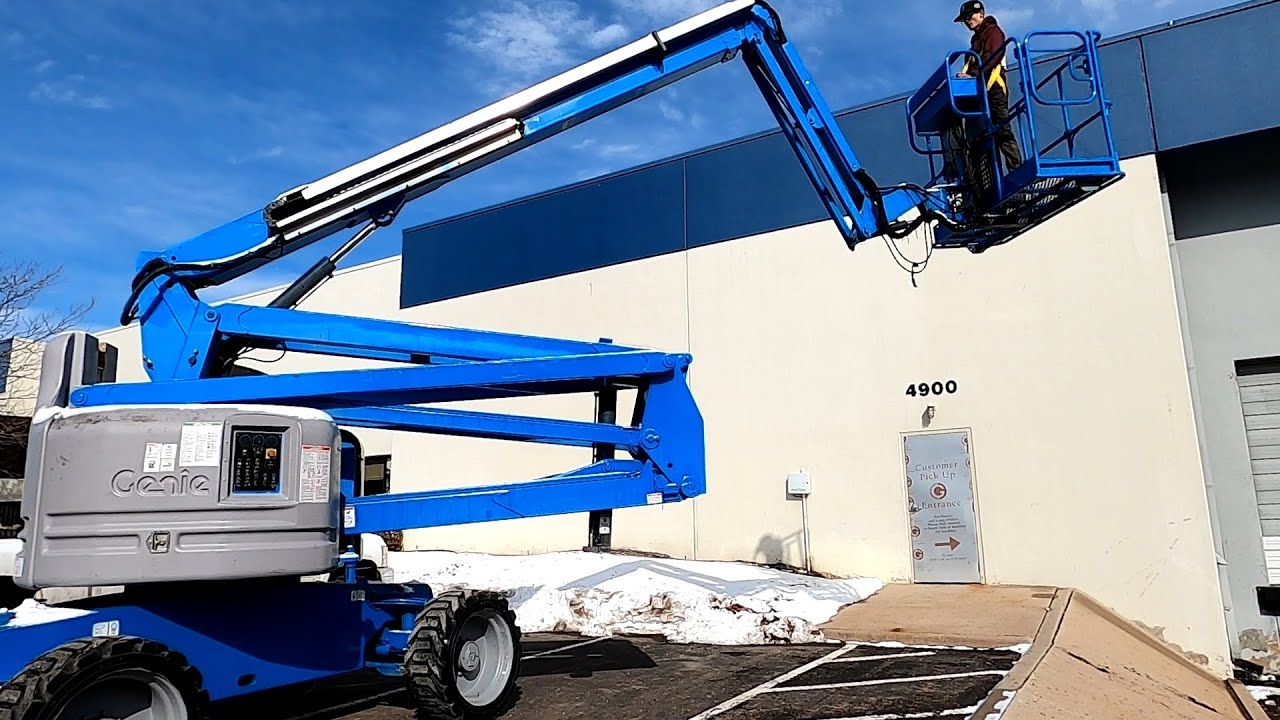 GENIE Z60-34 500lb Gas #6142 - Boom Lift for Sale