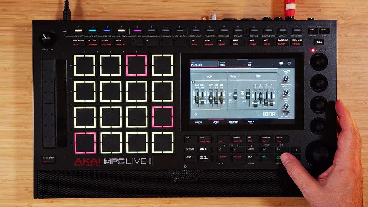 Прохождение IONA // Плагин Akai MPC // SH101 Recreation 🎹