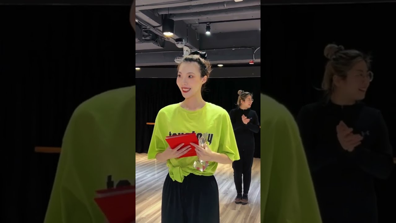 反覆練習的每一個動作，都變成了你在舞臺上閃閃發光的模樣，越努力越幸運 #藝考 #舞蹈生！