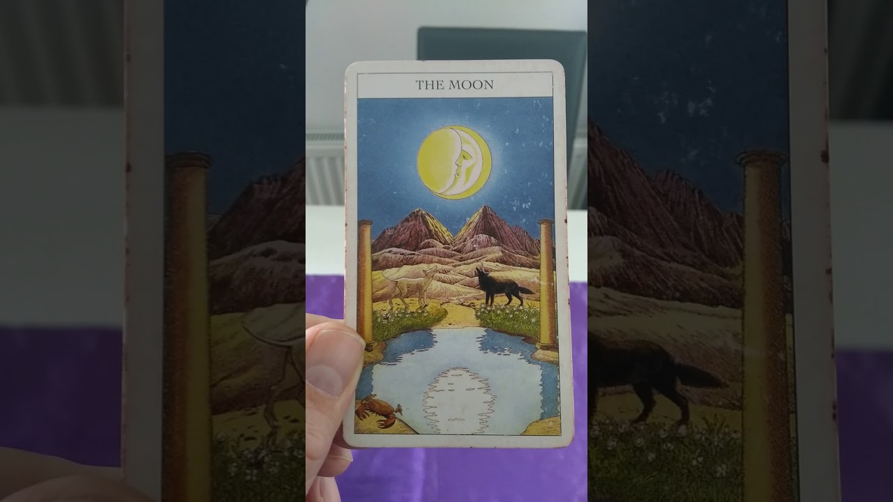 The Moon Tarot card meaning#18 major Arcana