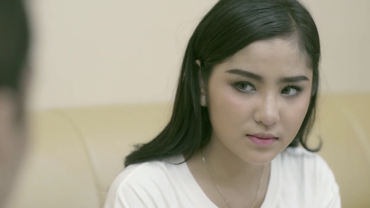 (Official MV) បទ : មានបងអត់គេ មានគេអត់បង ច្រៀងដេាយ៖ ខេមរះ សិរីមន្ត  SD VCD 190