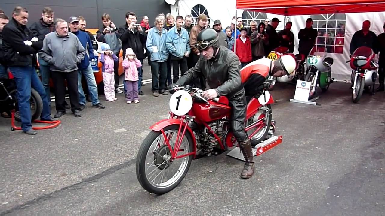Moto Guzzi Condor 500 1940 Classic Motor Show Lahti 2010