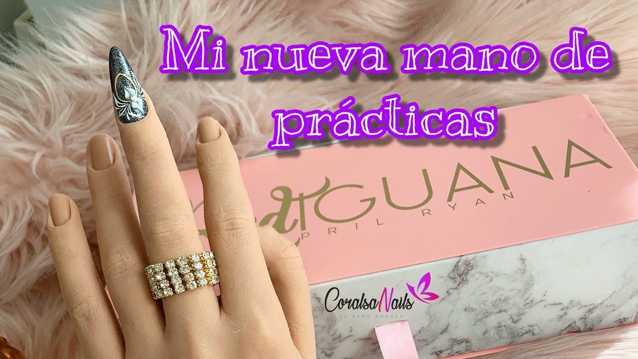Mi nueva MANO DE PRÁCTICAS 🙌 😜 Realista @coralsanails