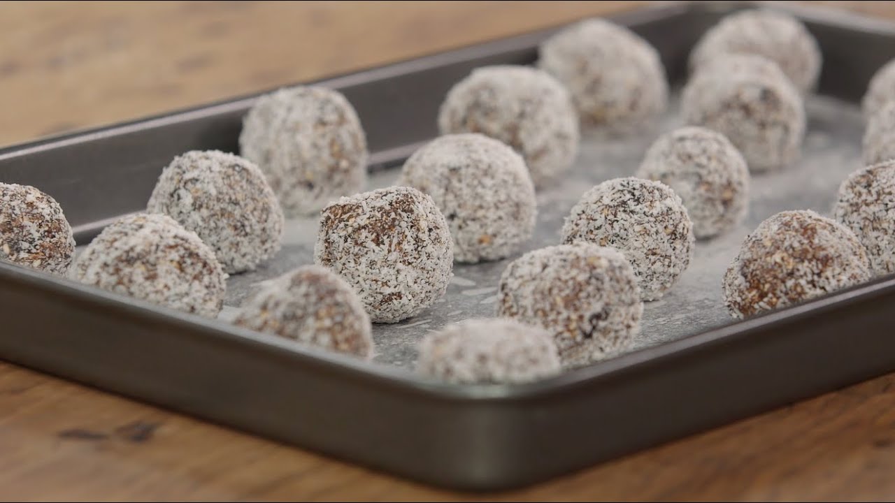 Fast and Easy Oatmeal and Cocoa Power Balls | Tefal Cuisine Companion