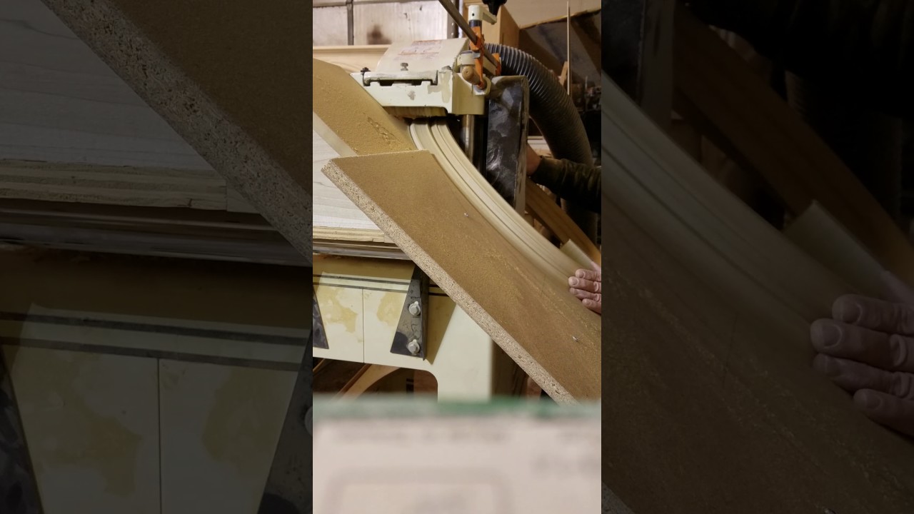 Outside radius full round crown molding