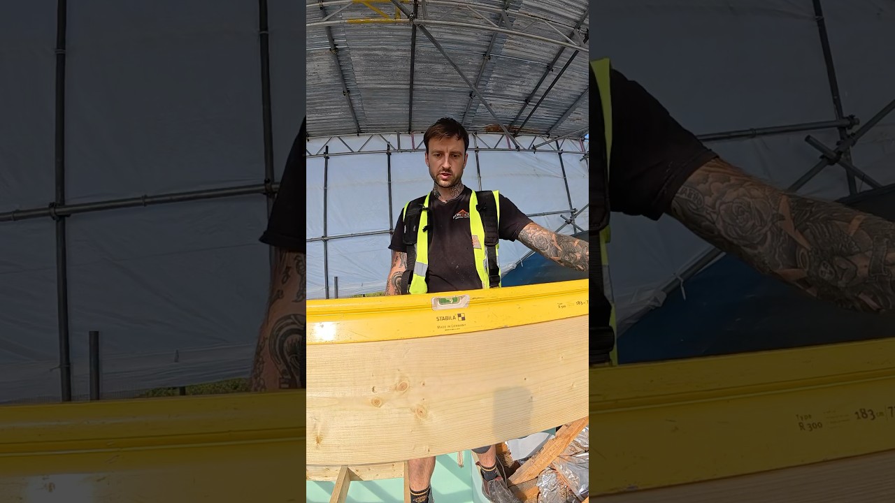 Как рассчитать длину конька на односкатной вальмовой крыше 🔨📐 #кровельные работы #плотницкие работы