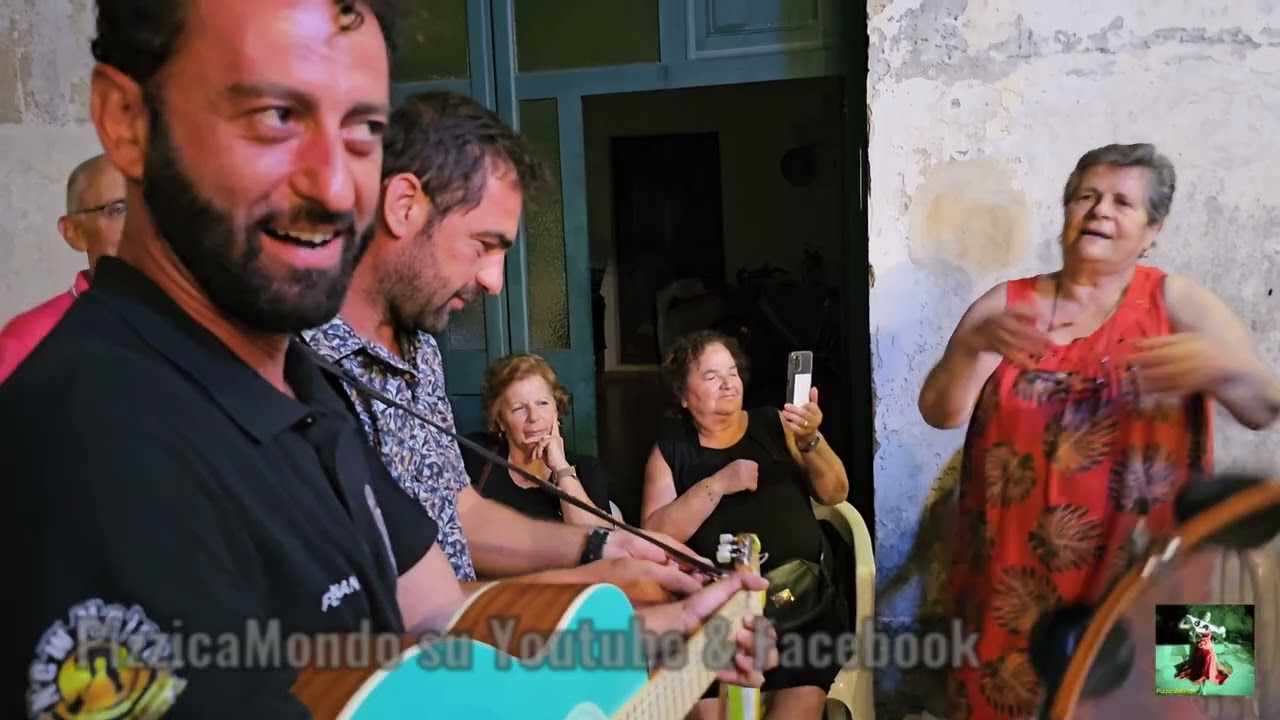 Li Vasapiedi Stornelli tra la gente 13 Luglio 2023 - Poli in Festa a Bagnolo del Salento