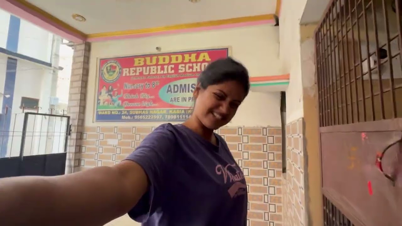 Boring HOUSE TOUR in UP | VAMPGIRL